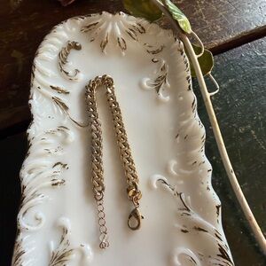 Vintage gold tone Cuban style chain link bracelet